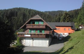 AUßenansicht GH Feistritzsattel, © Gasthaus Feistritzsattel, Foto Peter Dissauer