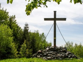 Gipfelkreuz Hirschenstein, © Walter Laschober