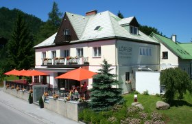 Unser Haus im Sommer, © Sonja Löffler